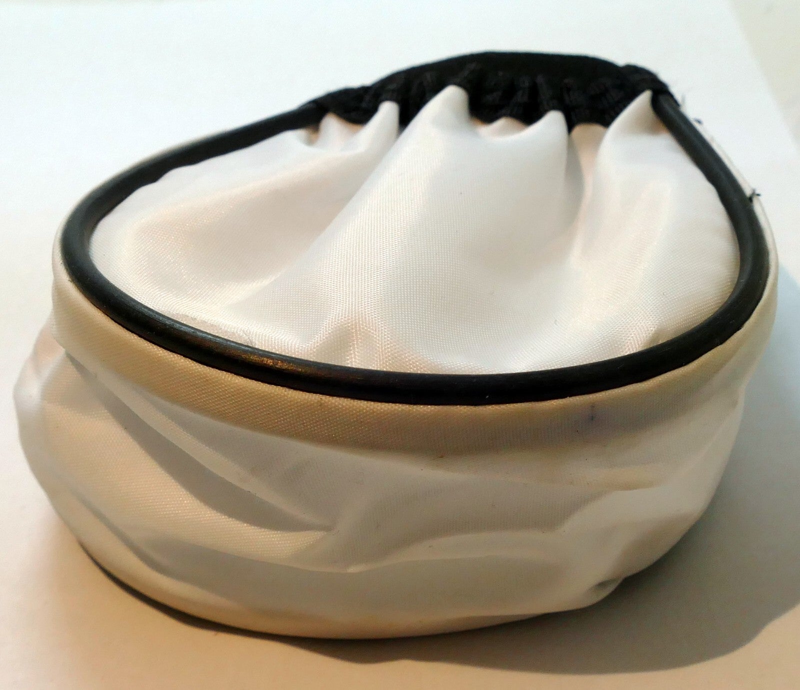 Slip on type SOFT WHITE DOME  for flash Nikon SB-5000 700 500