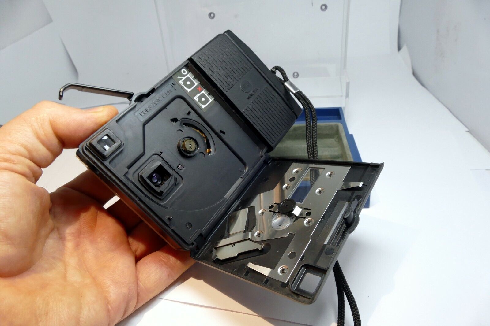 Minolta Disc-K Pocket Camera - UNTESTED AS IS AS FOUNR - NO RETURNS
