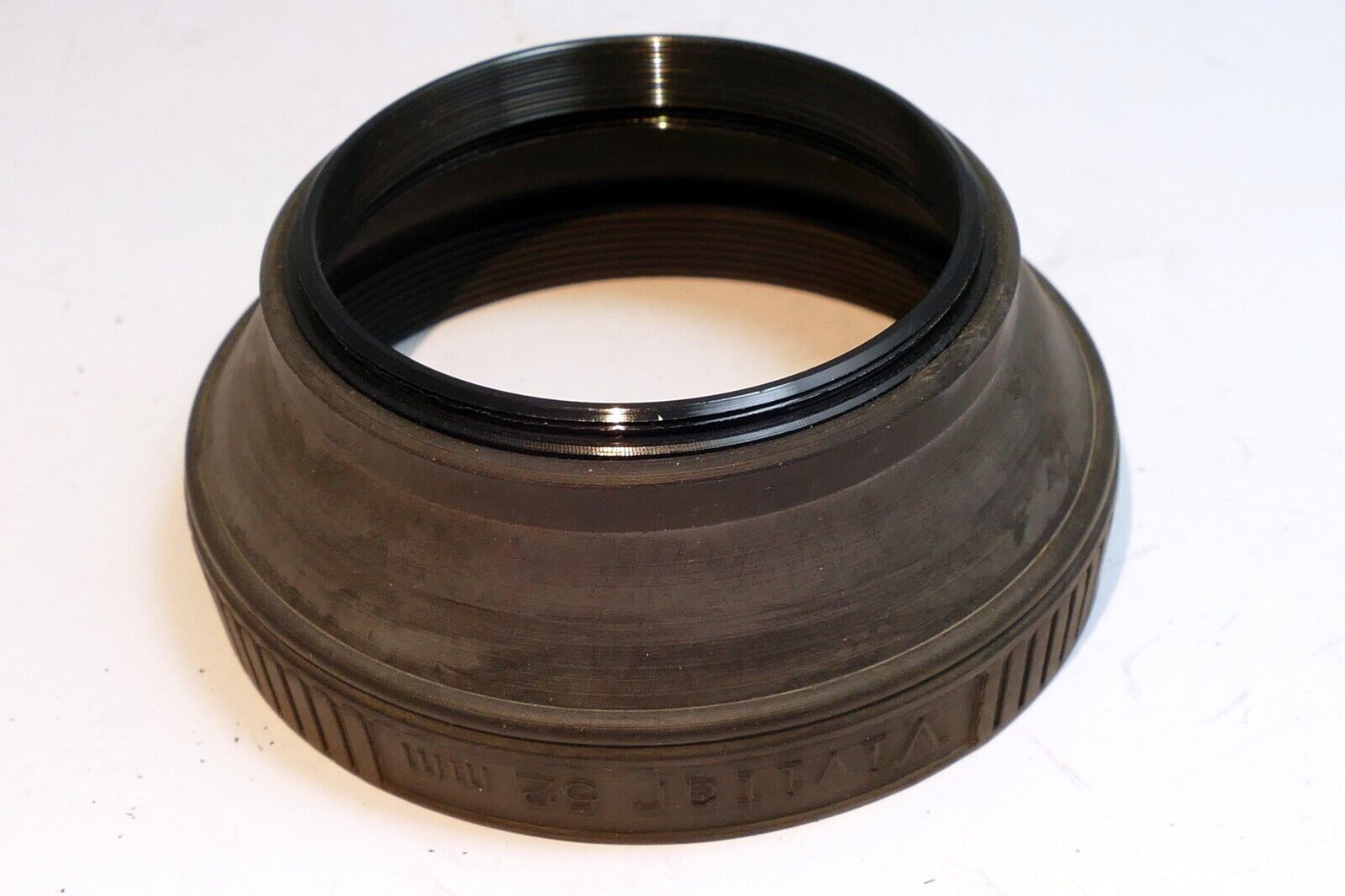 52mm Lens Hood Shade rubber threaded screw in for 50mm f1.4