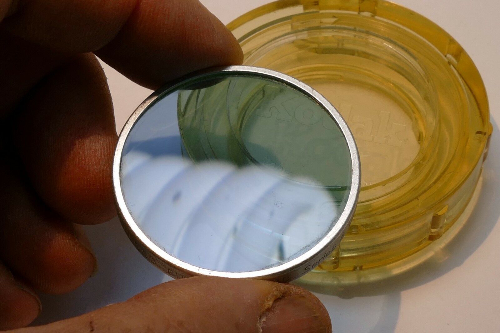 Kodak Photoflood  no 80B Blue  drop in series 6 VI  filter 41.3mm