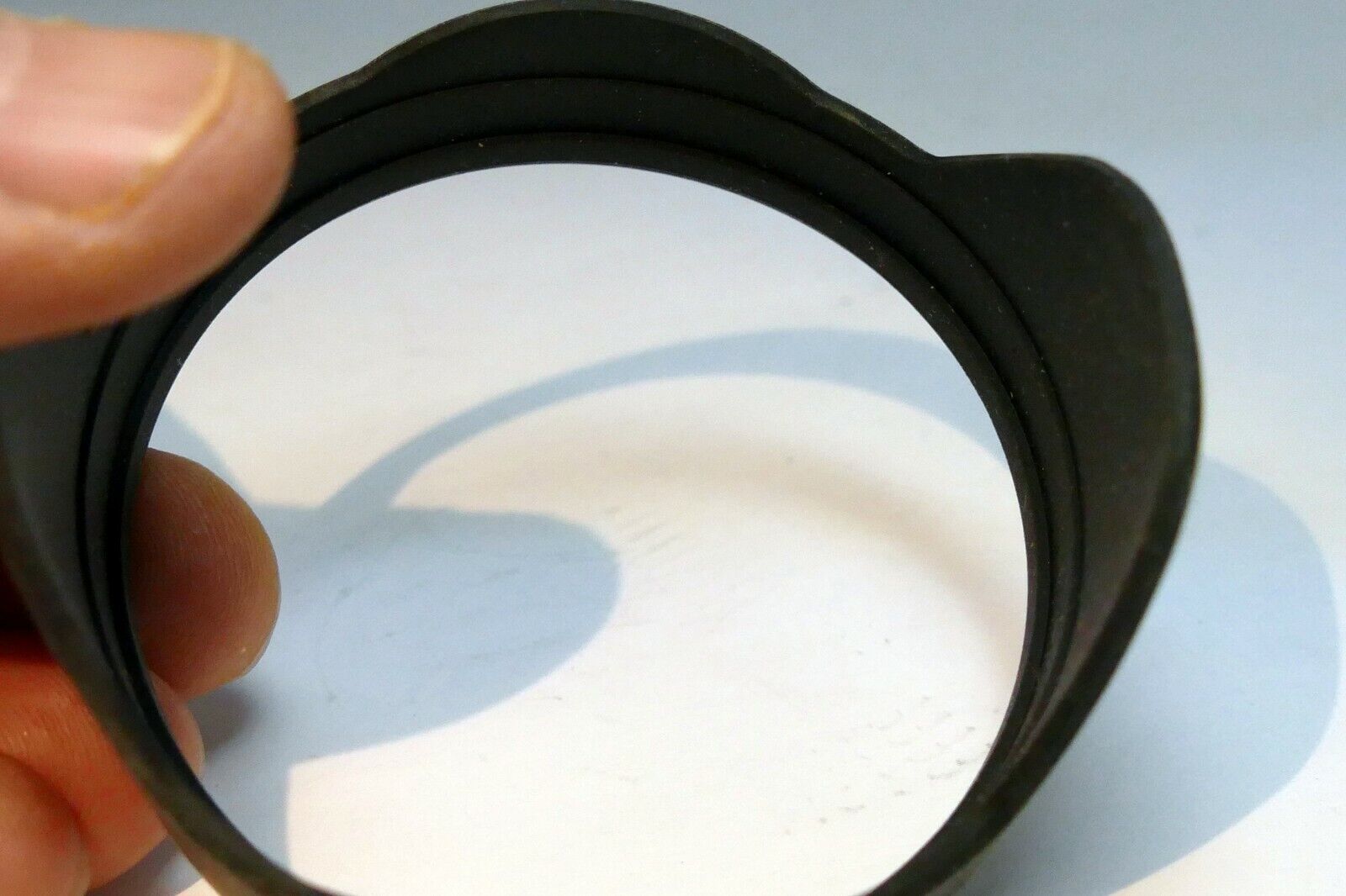 62mm rubber lens hood shade (rubber part only , missing metal ring) for parts