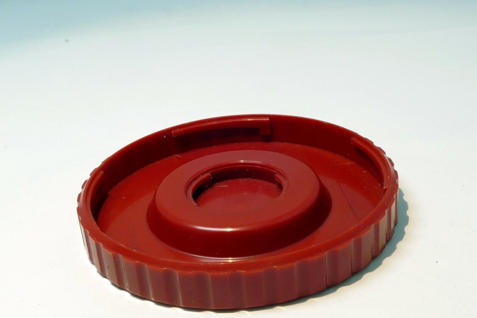 Plastic bottom mount for Pentax 110 Plastic Bubble LENS protective Case