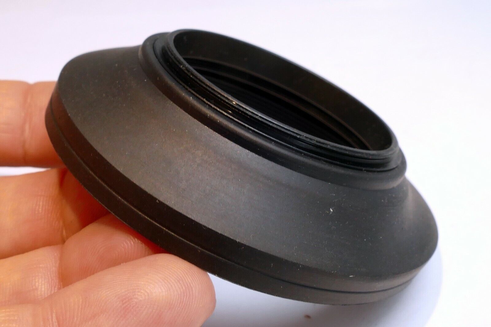 52mm Rubber Hood shade  for 28mm f2.8 f3.5 wide angle double threaded