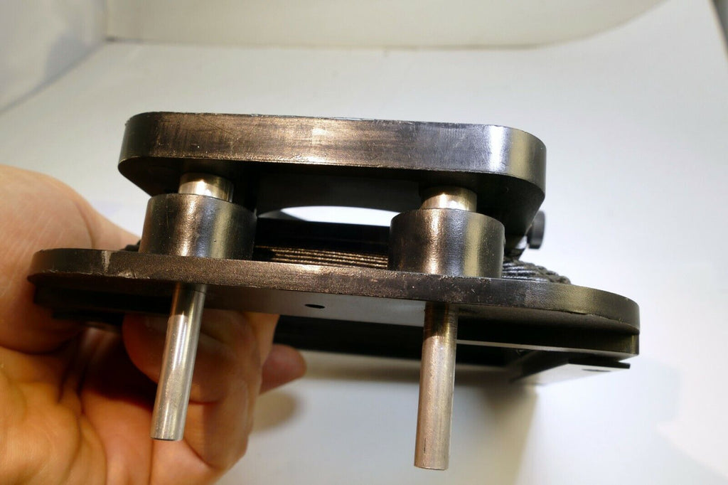 Lindahl Bellows lens Hood 31.1325 Bell-O-Shade Single 3X3 filter slot - AS found