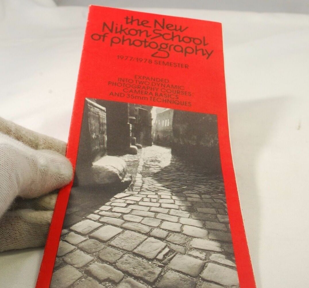 The NeThe New Nikon School of Photography 1977/78 Semester Booklet Guide 7219088