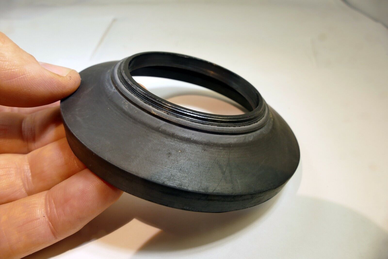 62mm Lens Rubber Hood shade wide angle for 24mm f2.8