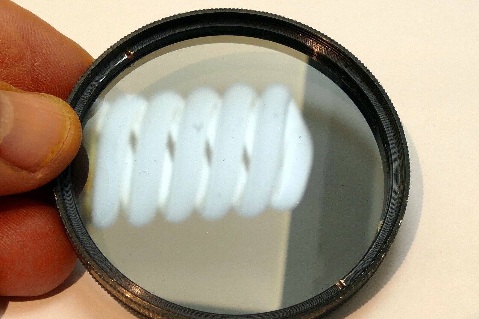 Sakar 62mm Lens Filter Polarizing PL  Polarizer