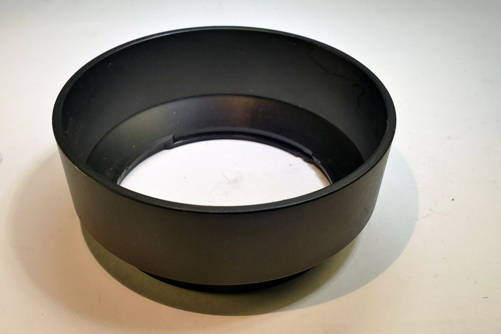 66mm Plastic twist on type Lens Hood Shade