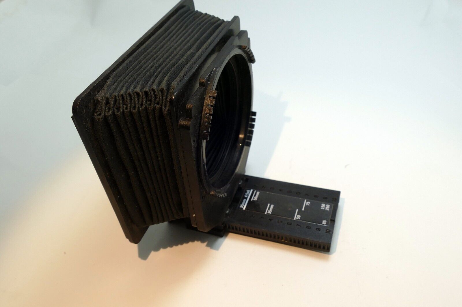 Kenko Shade Bellows 50mm to 250mm 6X6 6X45 (missing ring for the lens) medium
