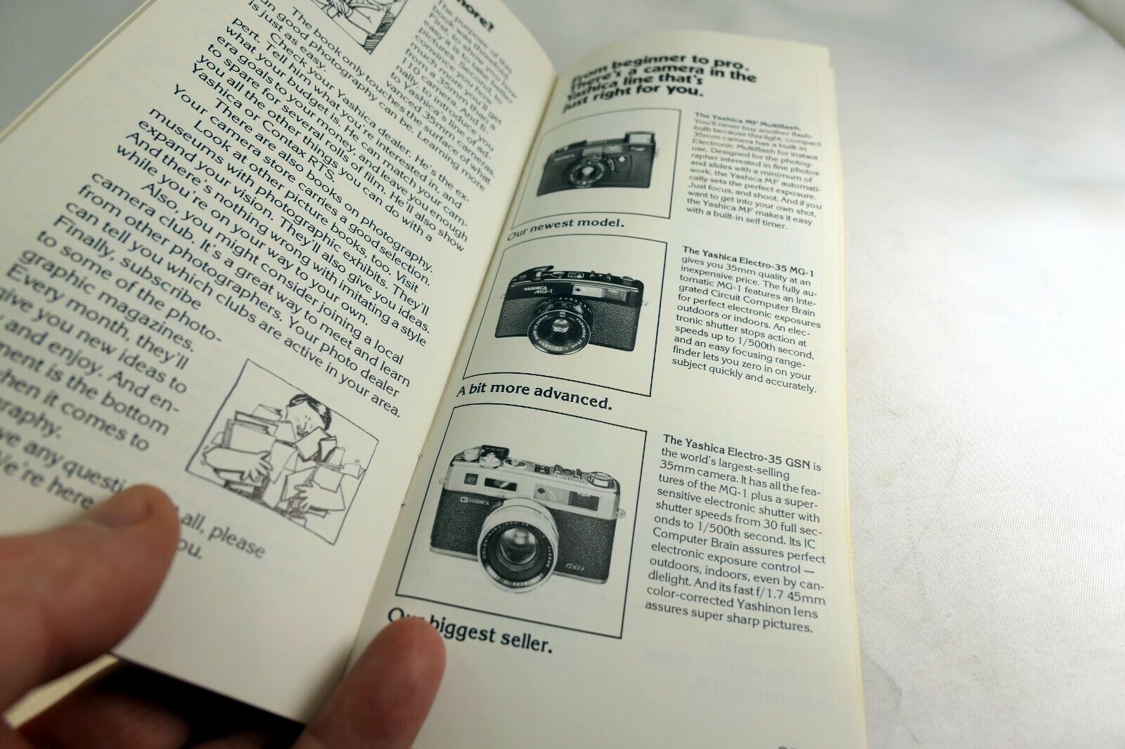 Yashica "how to make better Pictures" Photography camera Guide 1977 FX-2 RTS FR