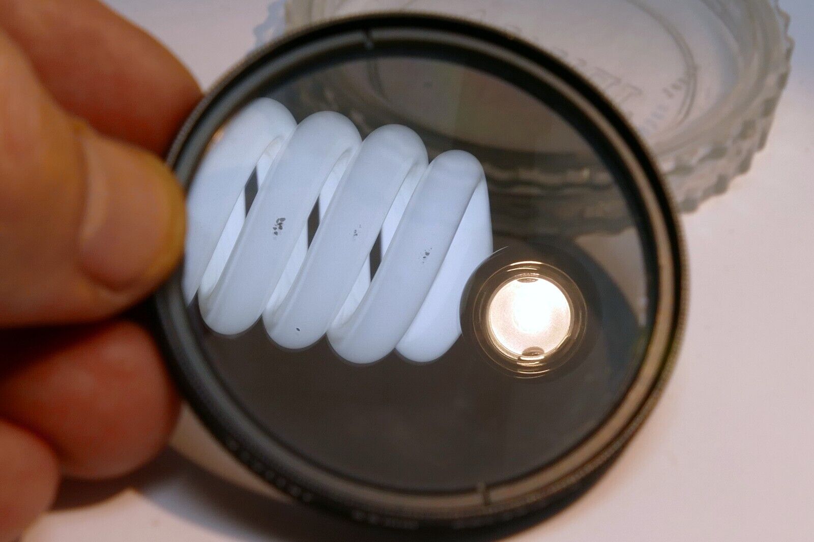 Vivitar 55mm Lens Filter Polarizing PL Linear thin profile - excellent condition