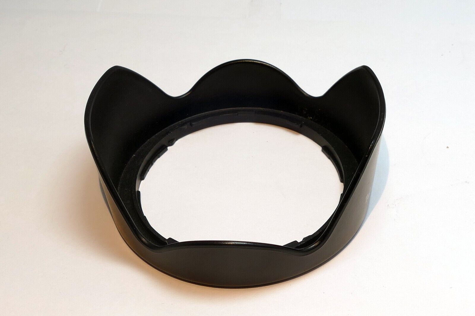 Bower 58mm Lens hood Shade Tulip Rev Pro