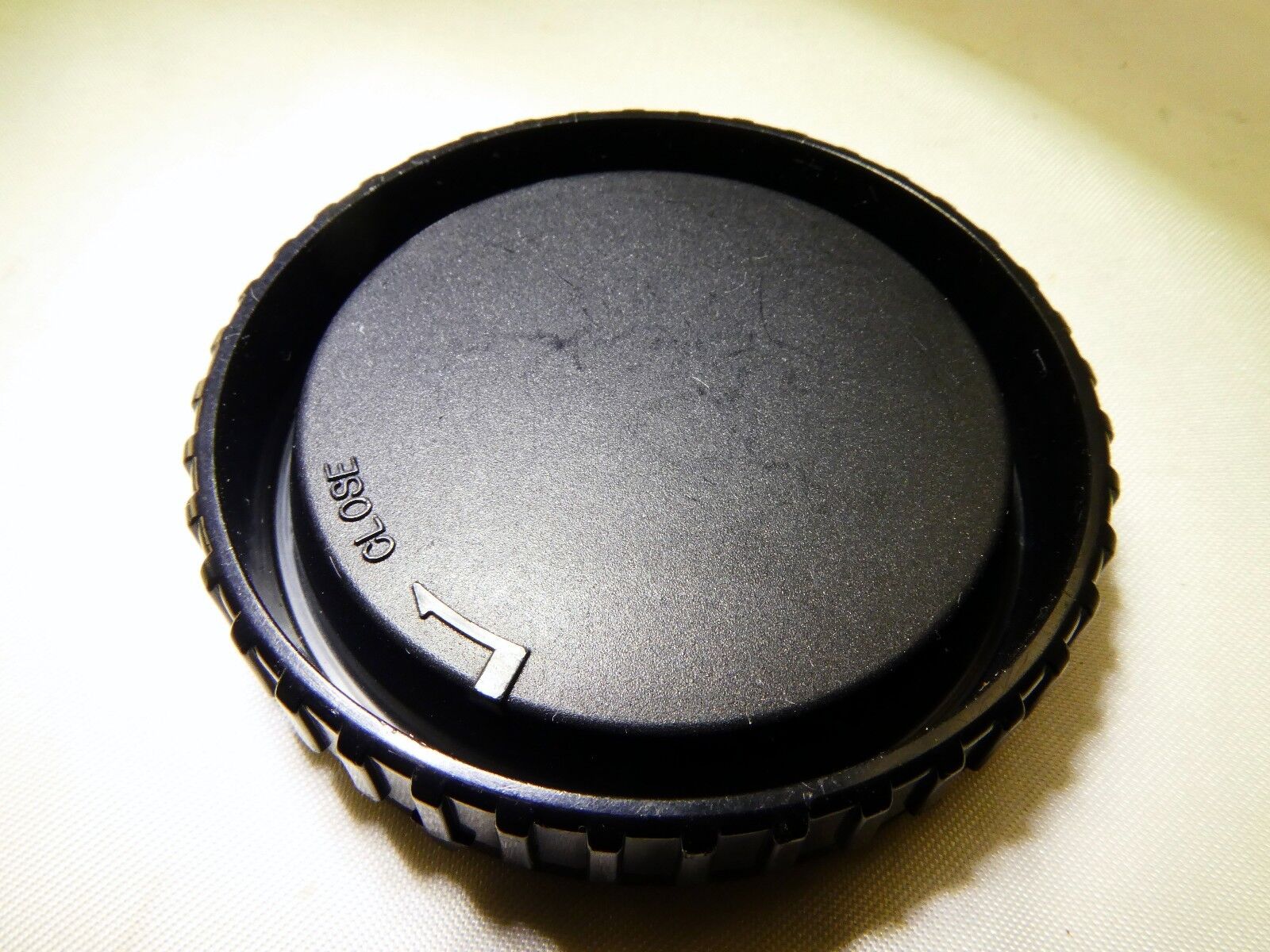 Vivitar AF bayonet lens mount Rear Lens Cap for Minolta Maxxum Sony DT twist on