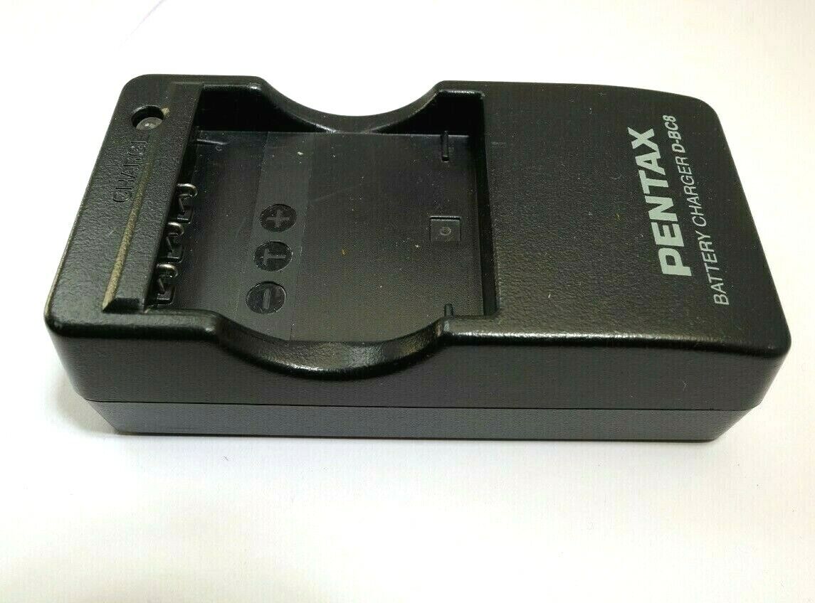 PENTAX D-BC8 Battery Charger Genuine Original  (missing  AC Cord )