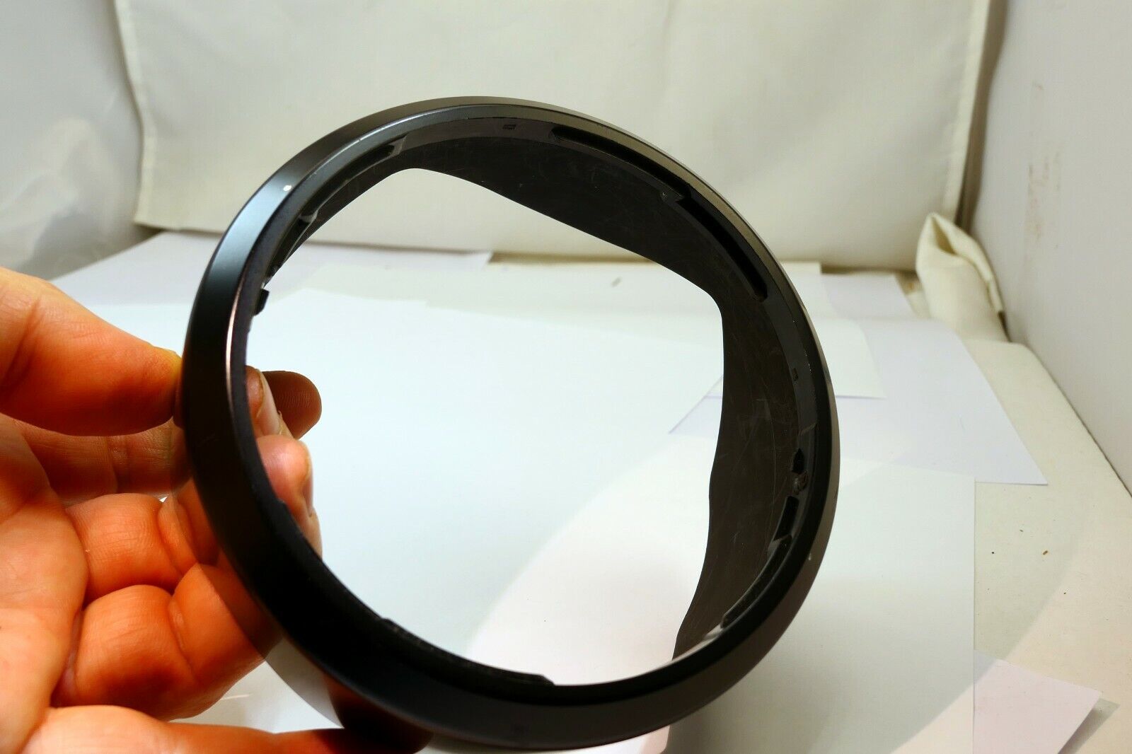 Pentax 104-105mm ID lens hood twist on type