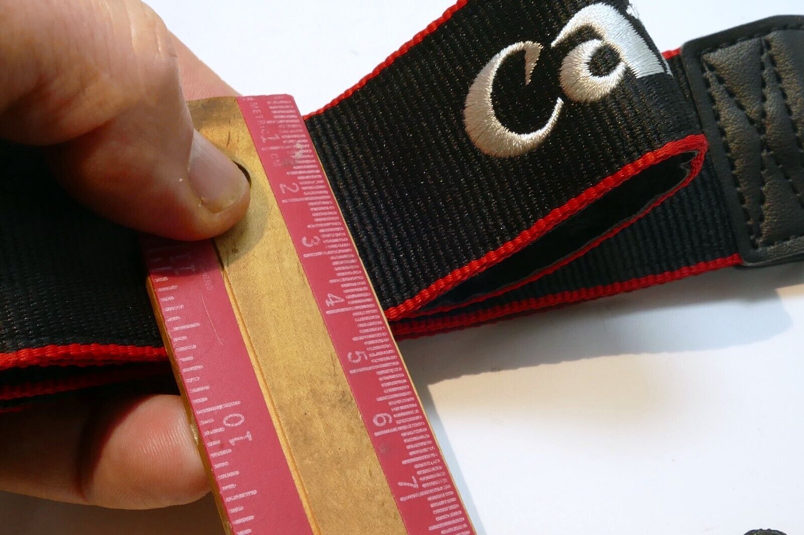 Canon EOS Digital Camera Neck Shoulder Strap Red - Black- Genuine OEM