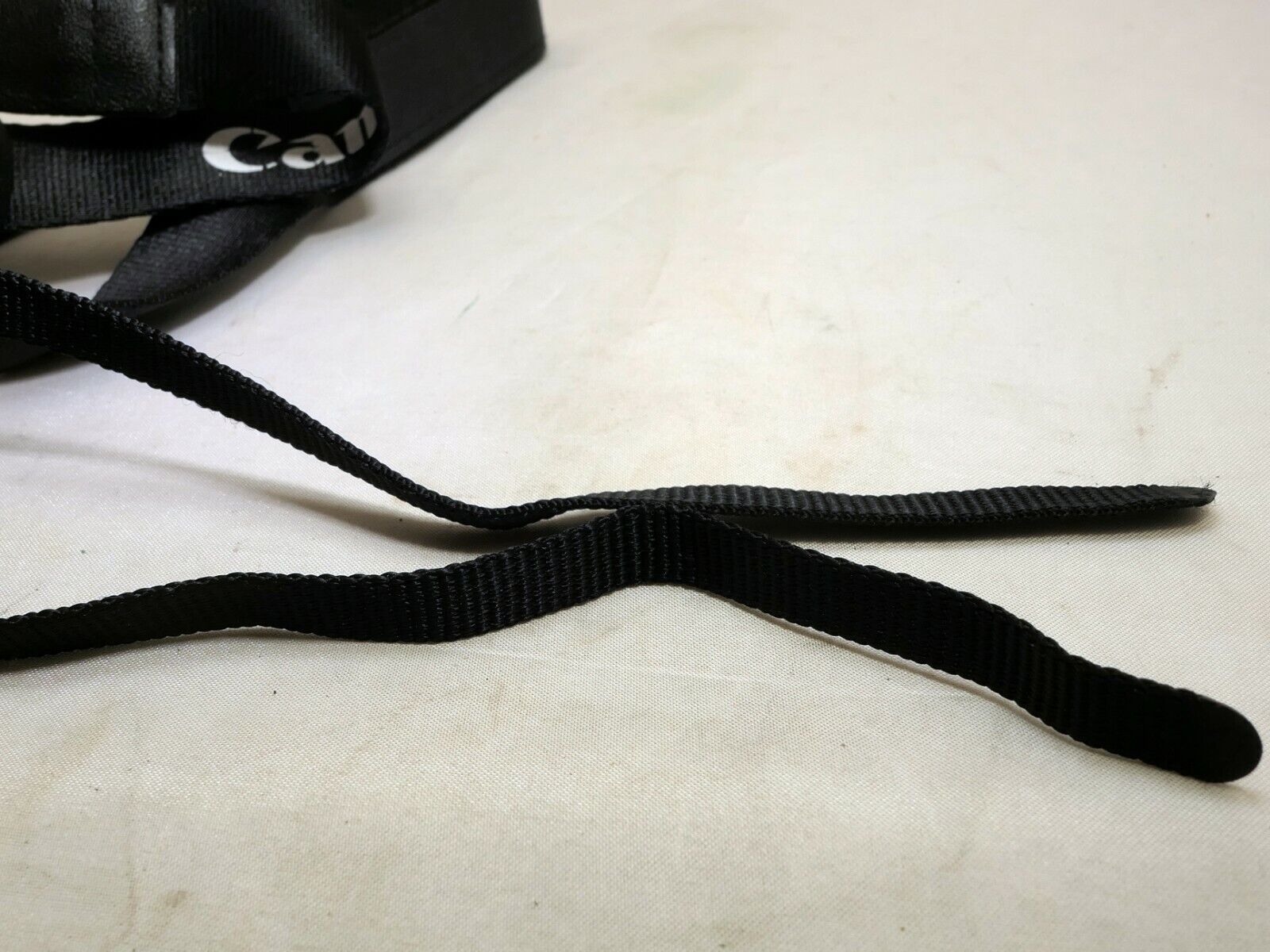 Canon PowerShot Camera Neck Shoulder  Strap EOS Genuine Black 2.5cm wide