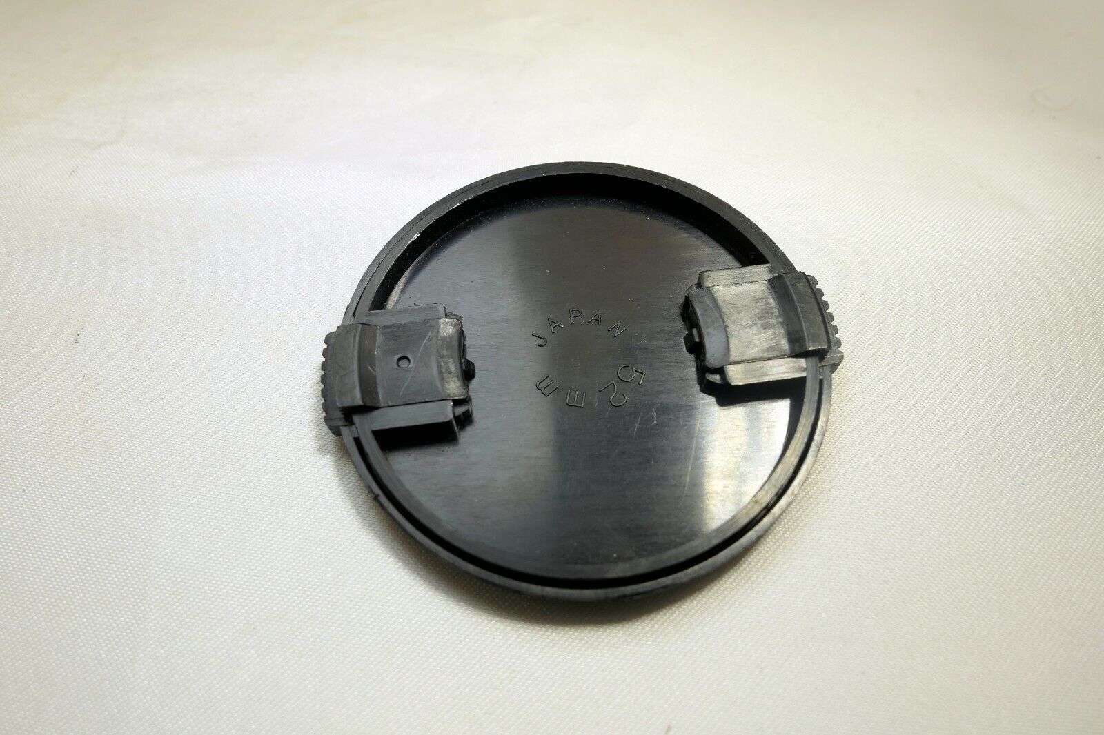 Vivitar 52mm Front Lens Cap snap on type for 100mm f3.5 macro 50mm f1.7