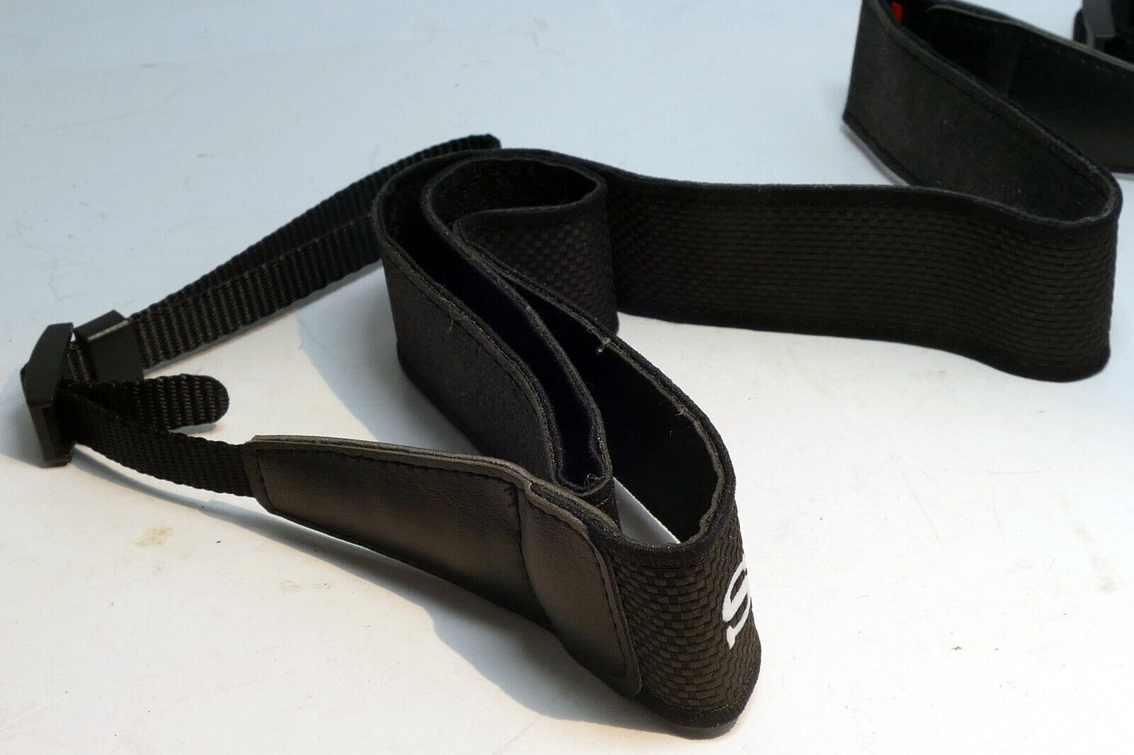 Sony Alpha a7 Shoulder Camera  Strap Checkered pattern canvas -  Genuine OEM