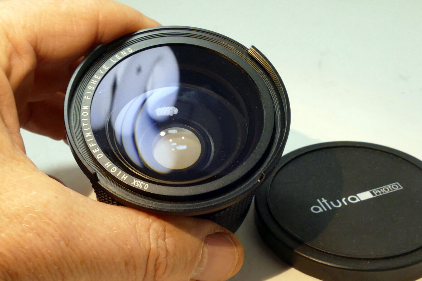 Altura 0.35X Fish Eye Wide Angle Lens with macro for 58mm rim (18-55mm IS)