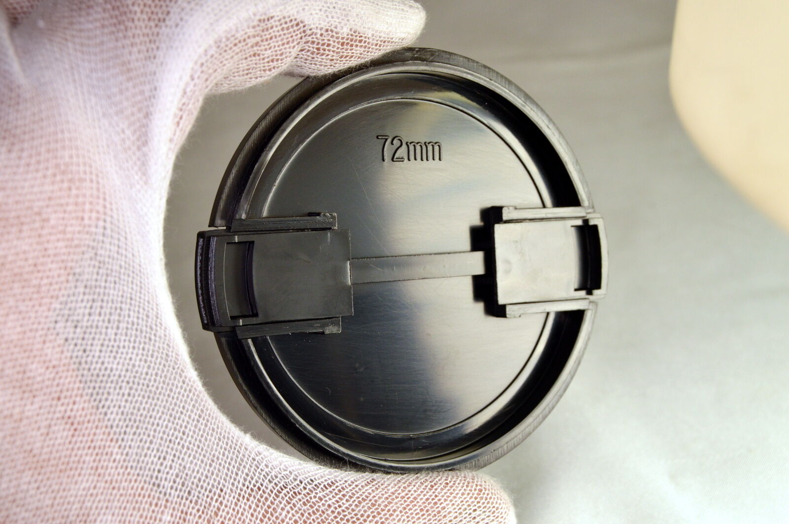 new 72mm Lens Front Cap Black snap on type