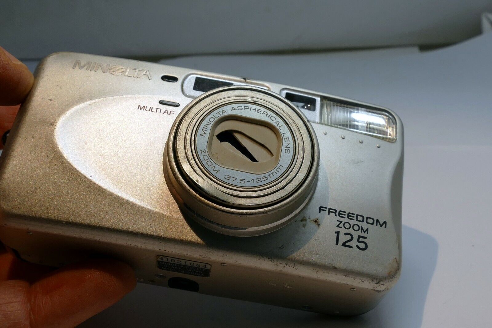 Minolta Freedom Zoom 125 QD 35mm Point & Shoot Film Camera AS found AS IS parts