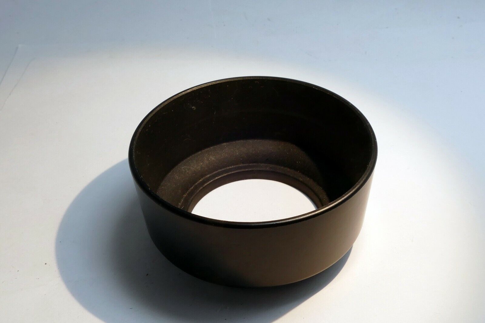 52mm Lens hood Shade screw in type plastic for 50mm f2.8 macro lens or f1.8