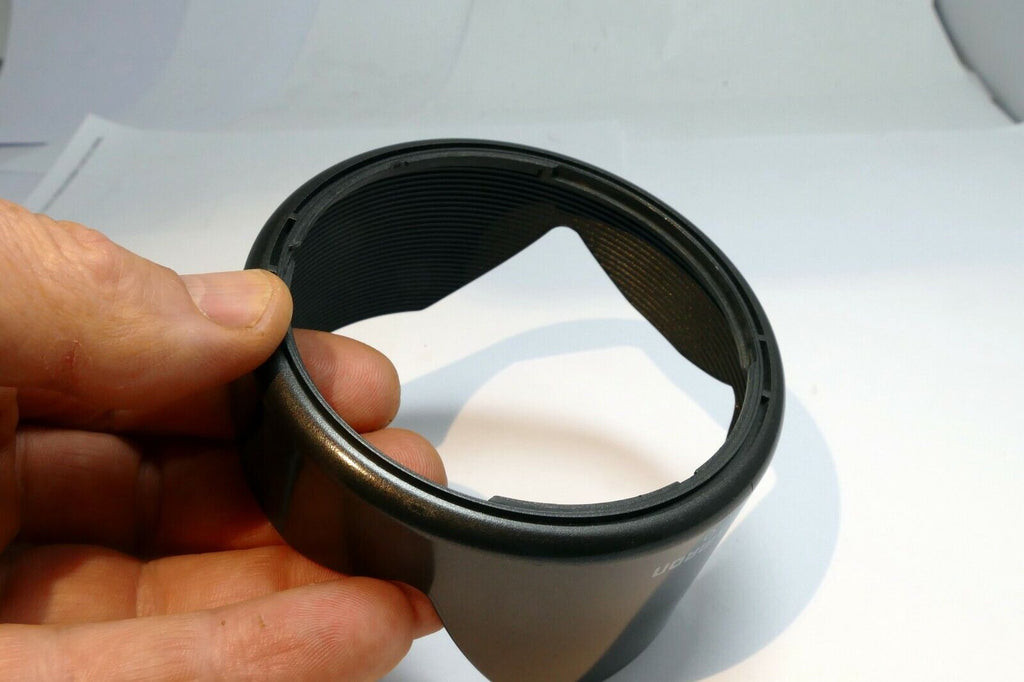 Tamron C8FH Lens Hood for 28-200mm f3.8-5.6 LD AF zoom  Original OEM