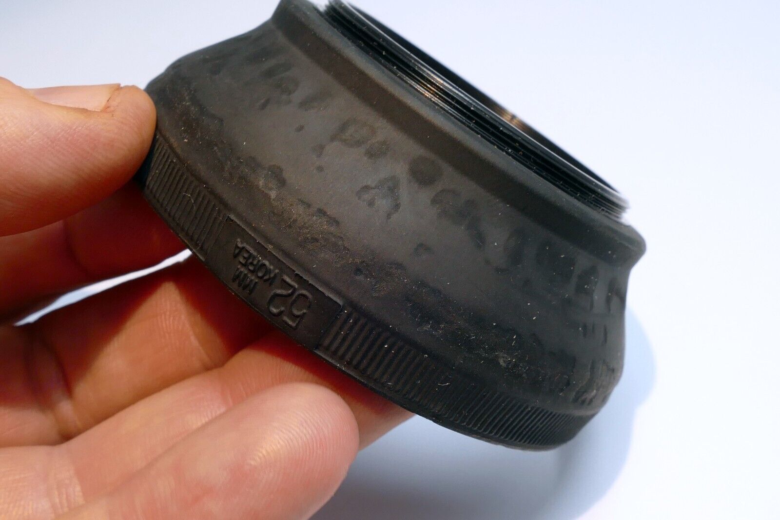 52mm  Rubber Lens Hood Shade collapsible for  50mm f1.4 f1.7