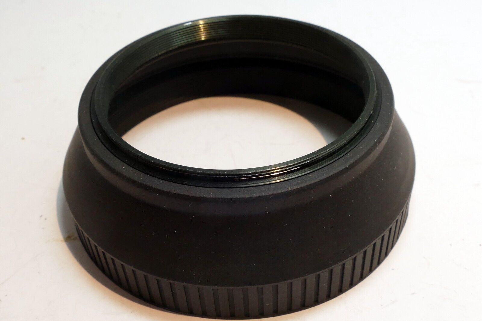72mm Rubber Lens Hood Shade double threaded screw in  collapsible
