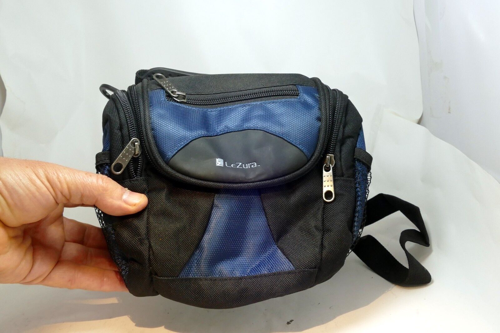 LeZura Camera Messenger Case Black /  Blue with shoulder strap