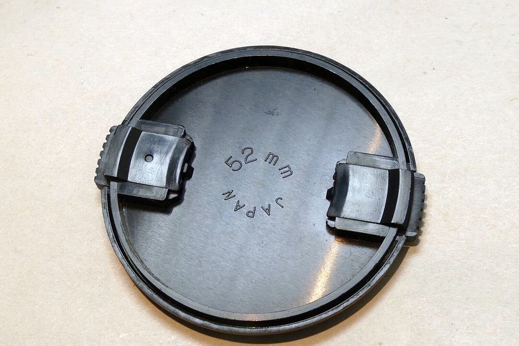 Vivitar 52mm lens front cap (snap on type) for 100mm f3.5 macro