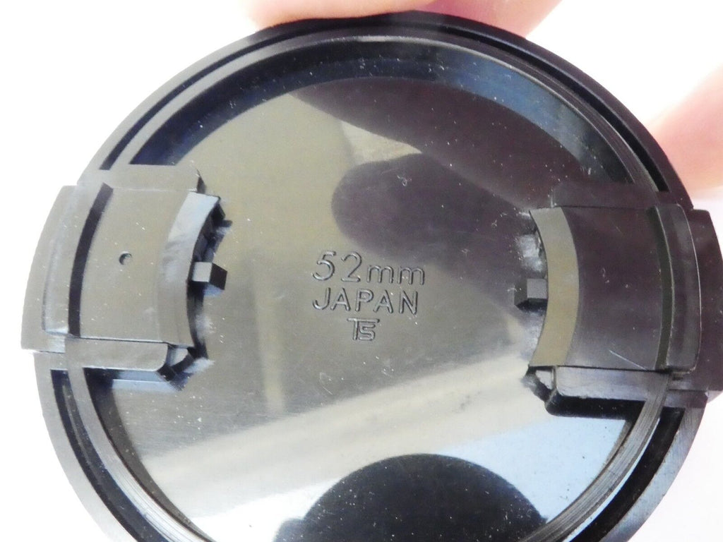 Vivitar 52mm Front  Lens cap plastic snap on type