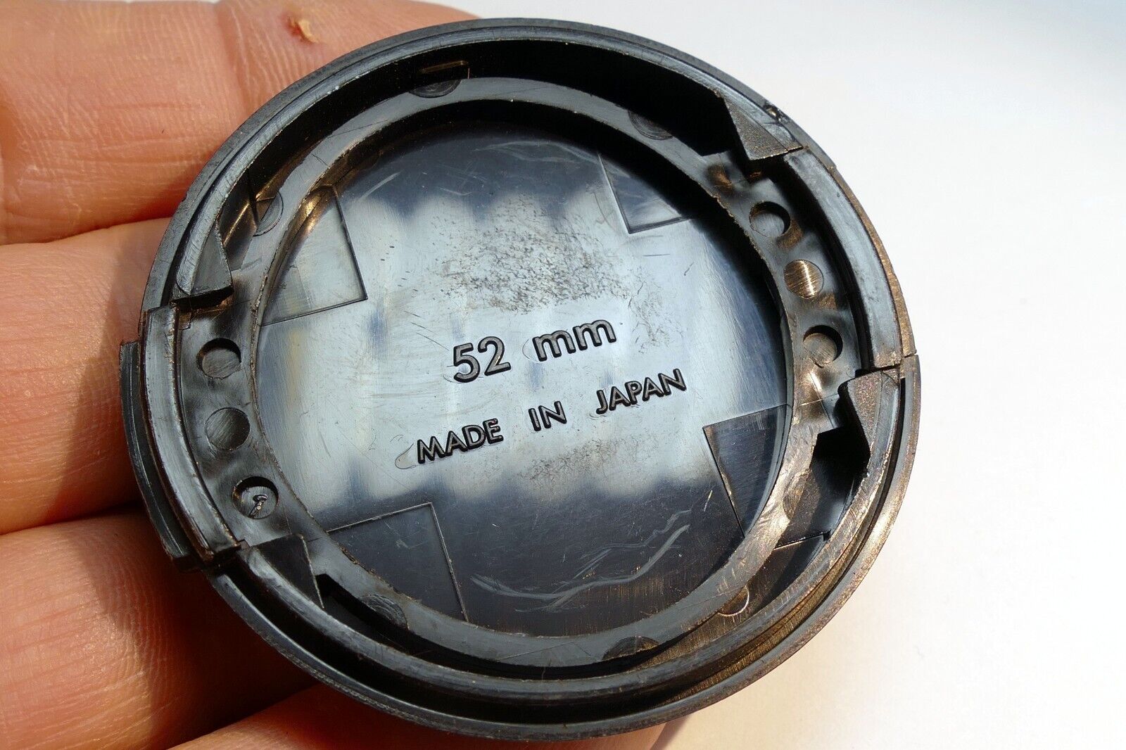 Sigma 52mm snap on type Front Lens Cap