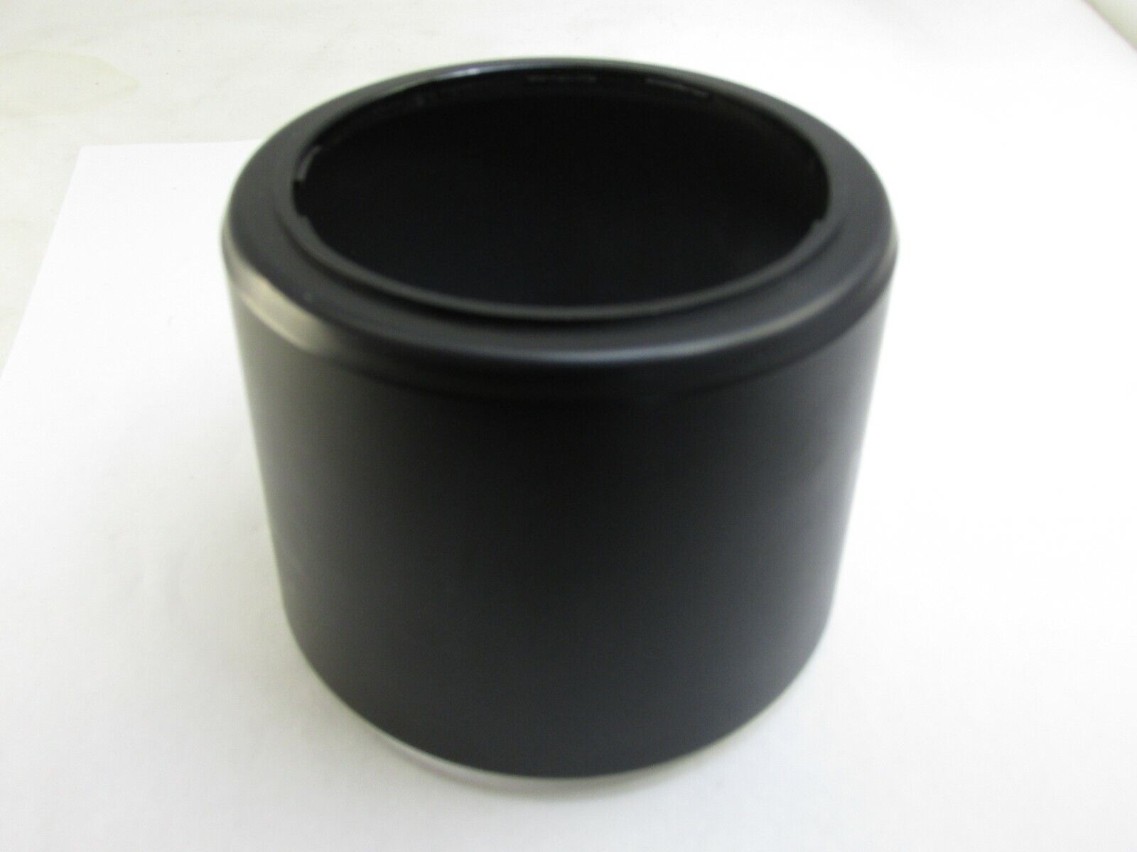 Plastic Lens Hood unknown brand 63.5mm ID  twist on type