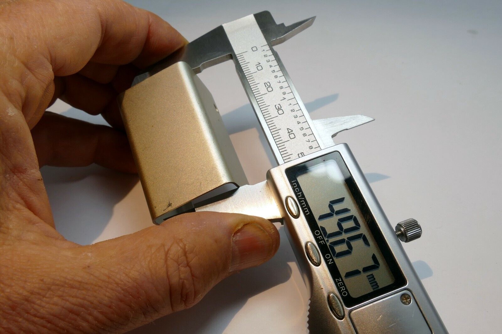Metal part for Konica Tube flash cameras