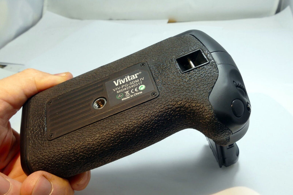 Vivitar PG-5DM IV Battery Grip for Canon EOS 5D Mark IV DSLR Camera BG-E20