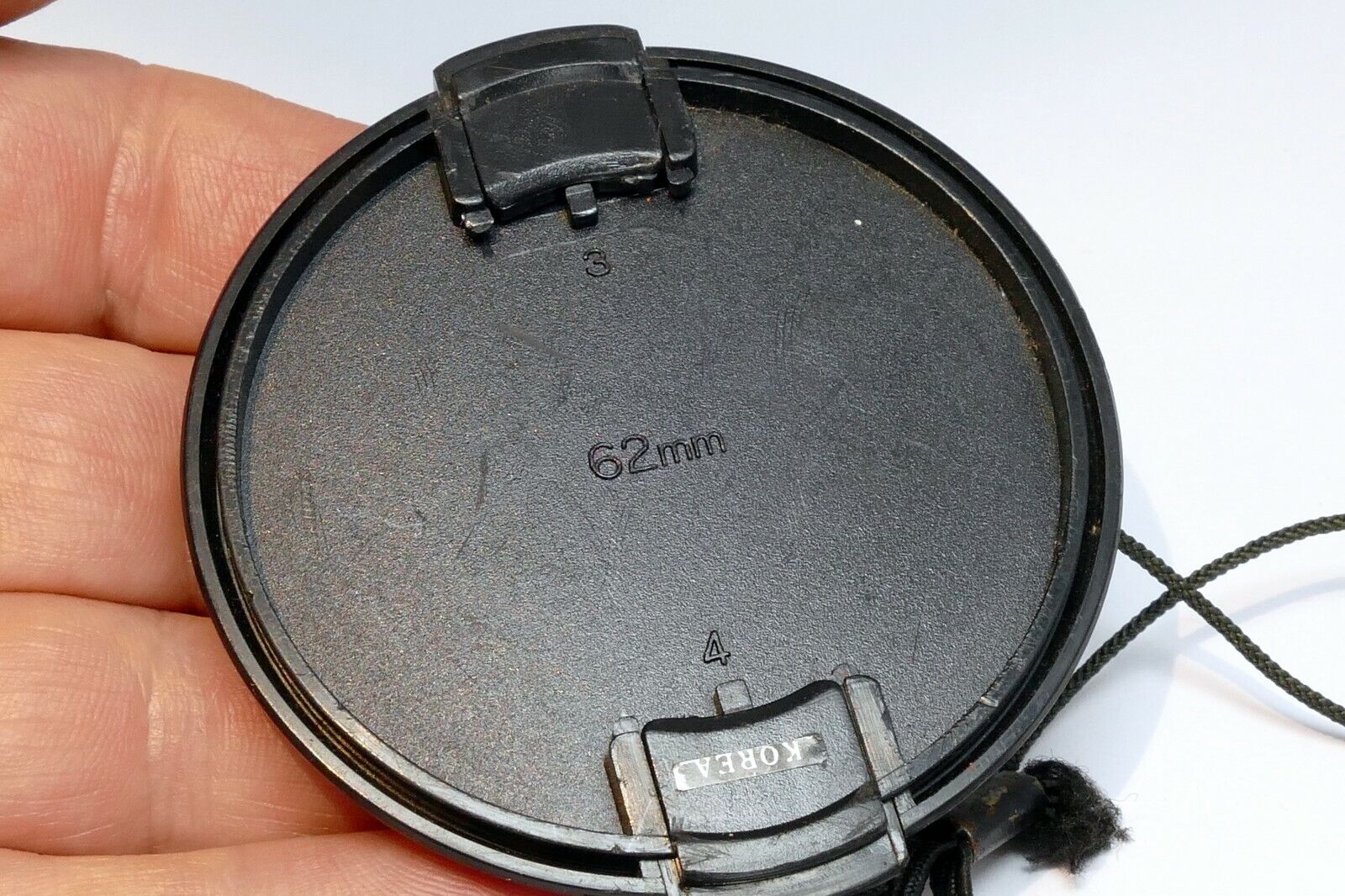 62mm Lens Front Cap snap on type Black with keeper string vintage
