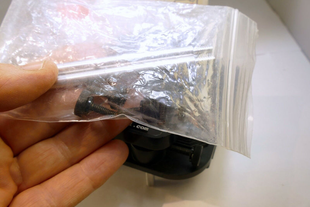 Lindahl Bellows lens Hood 31.1325 Bell-O-Shade Single slot CF B60 Hasselblad