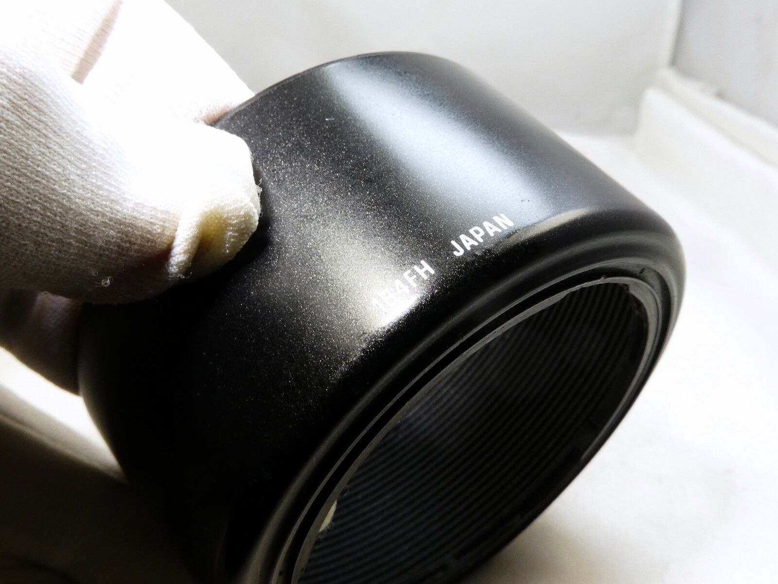 Tamron 1B4FH Plastic Lens Hood Shade for 58mm filter rim 70-300mm f4-5.6 AF LD