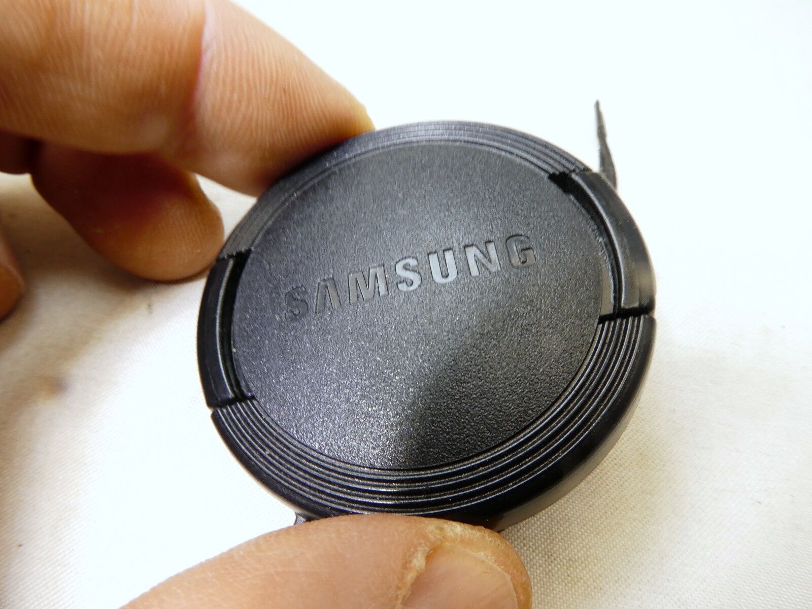 Samsung 46mm Snap on Front Lens Cap Genuine
