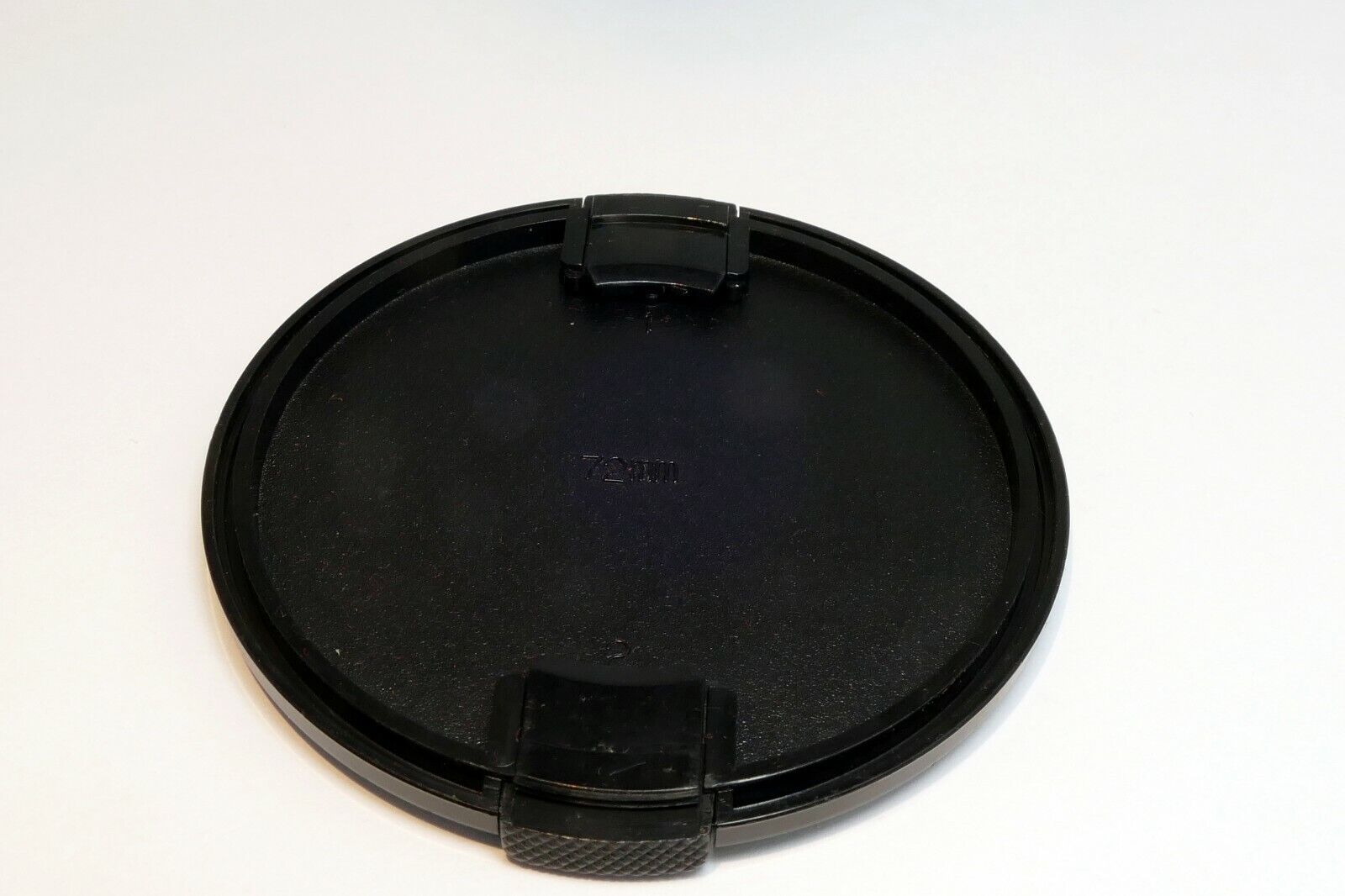 72mm snap on type Lens Front Cap black plastic
