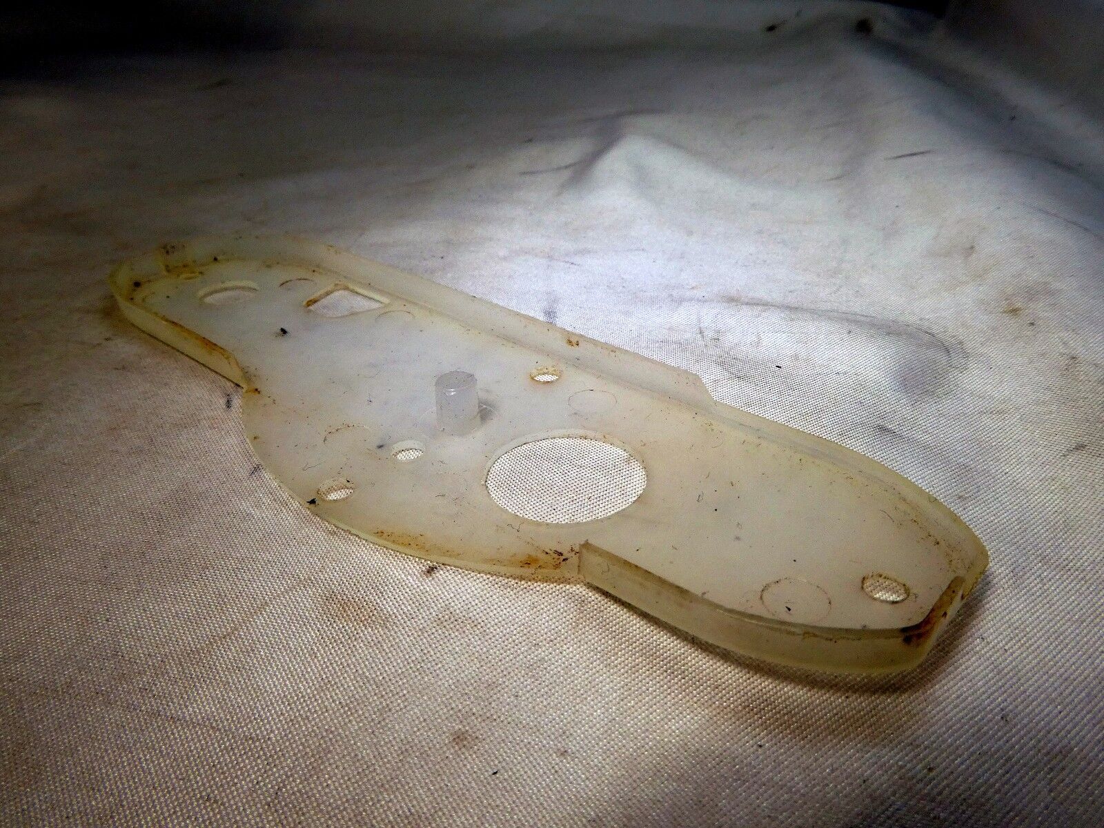 camera plastic bottom base protector cover for FG FG-20  Nikon