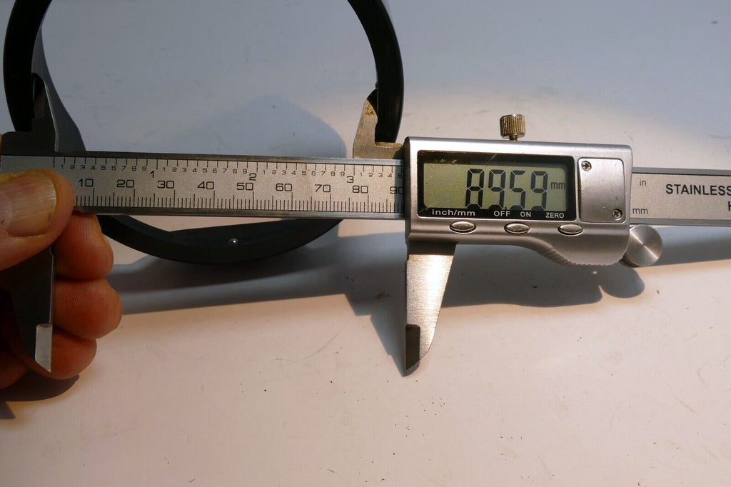 90mm ID lens hood (incomplete missing inner ring)  for 82mm threads