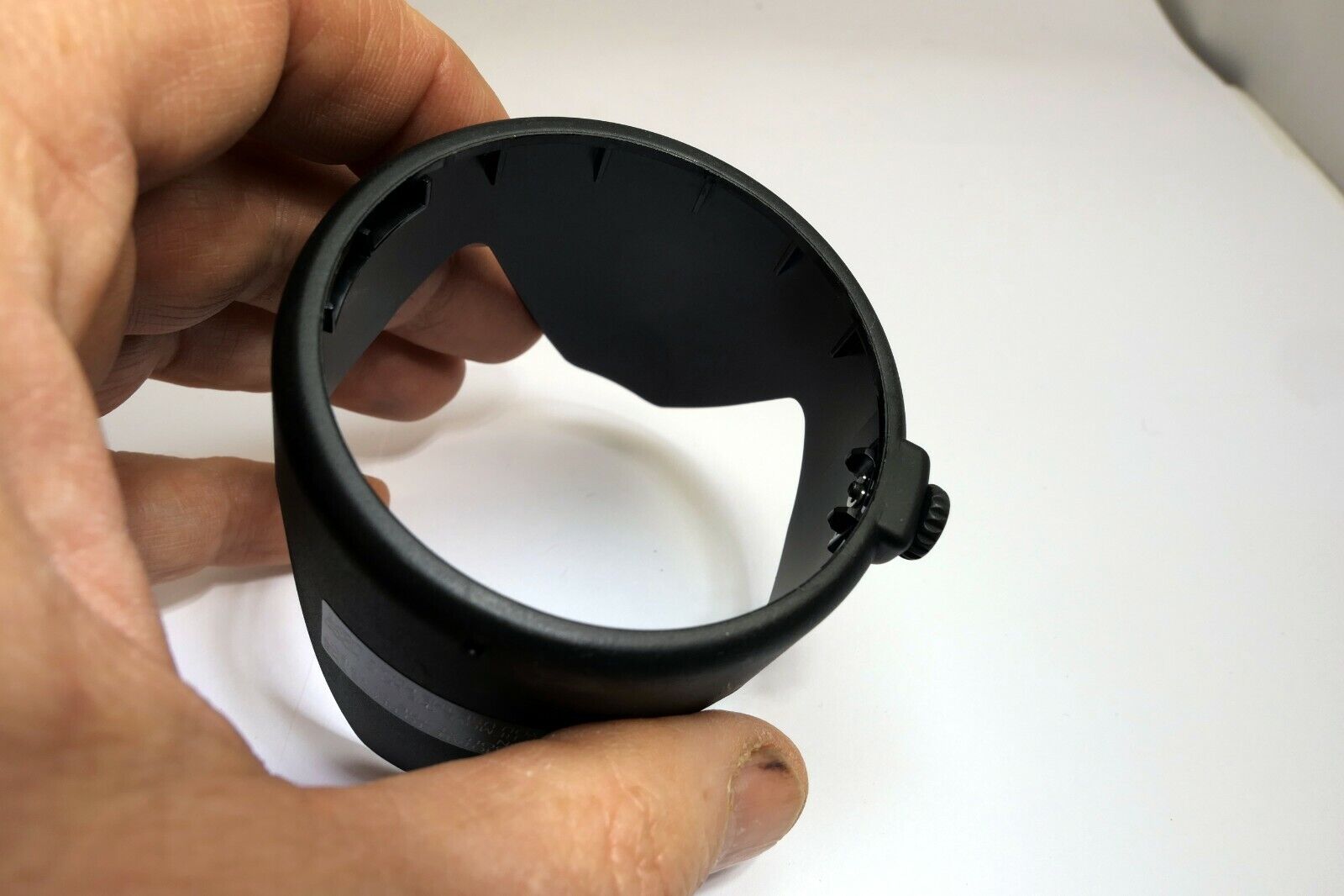 Lens Hood Shade 57mm ID unknown brand twist on type Telephoto