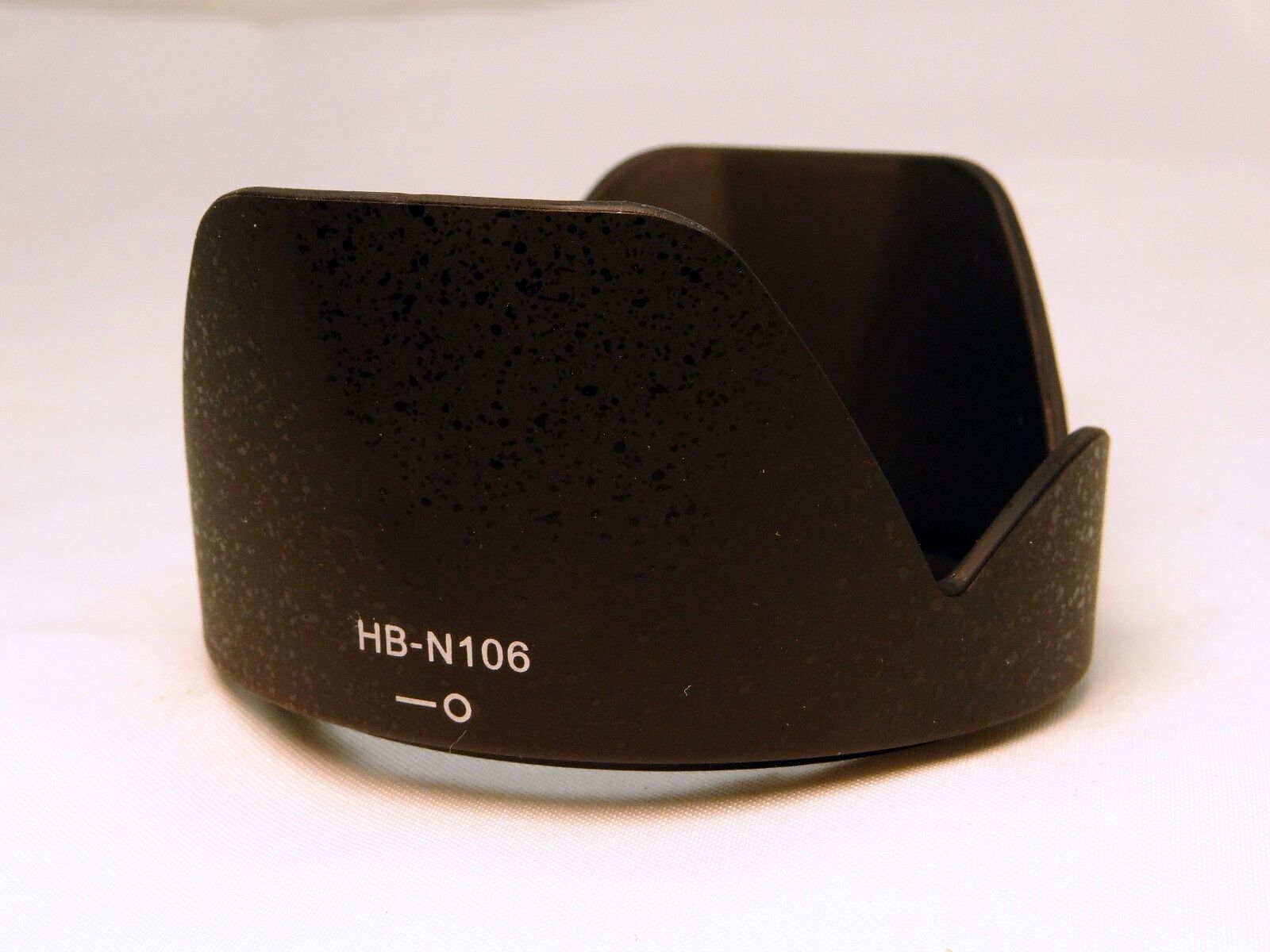 HB-N106 Bayonet Lens Hood for Nikon D3200 18-55mm f3.5-5.6G VR AF-P 10-100mm PD