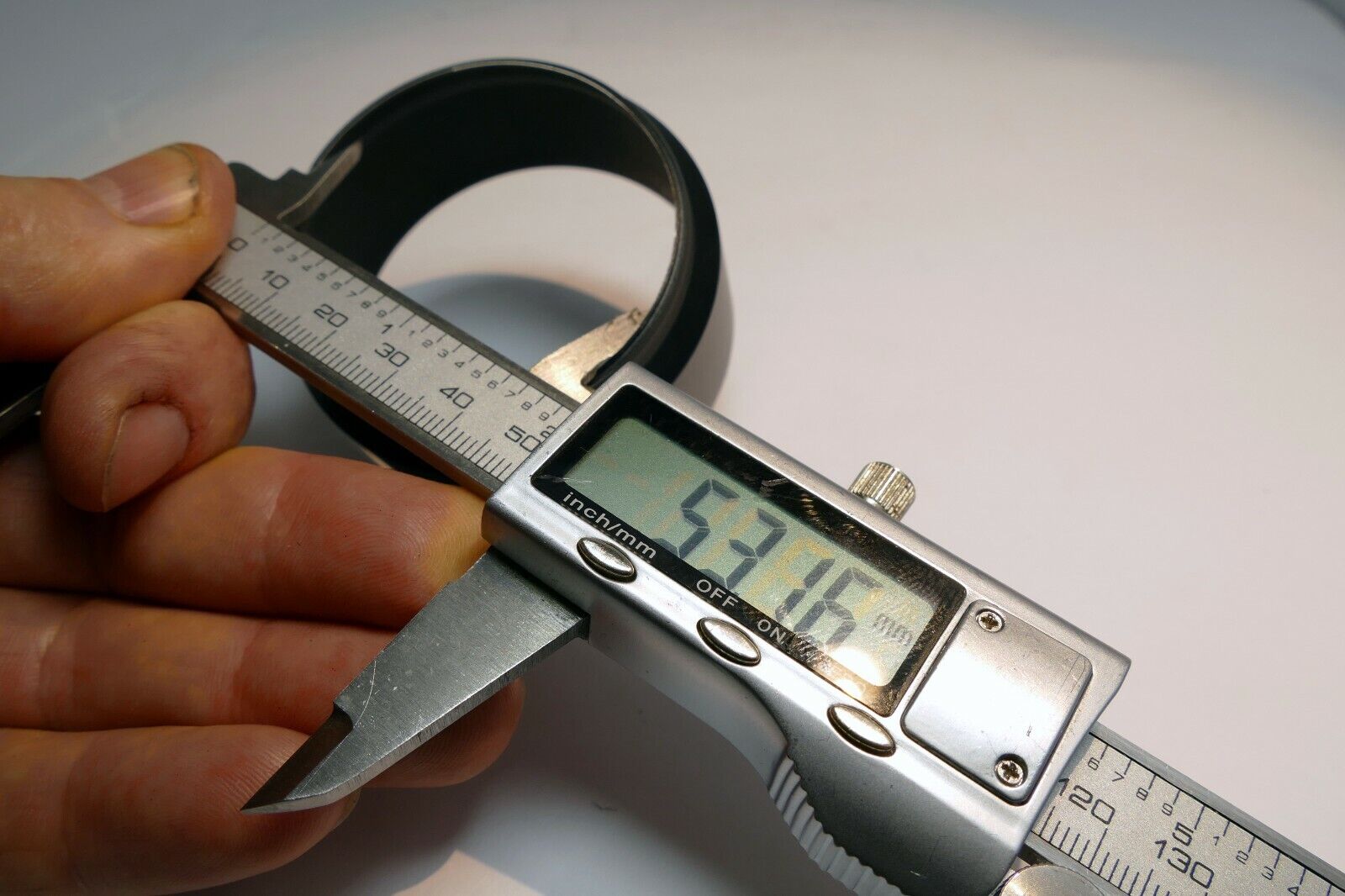 Metal LENS Hood Shade damaged missing threads 54mm ID