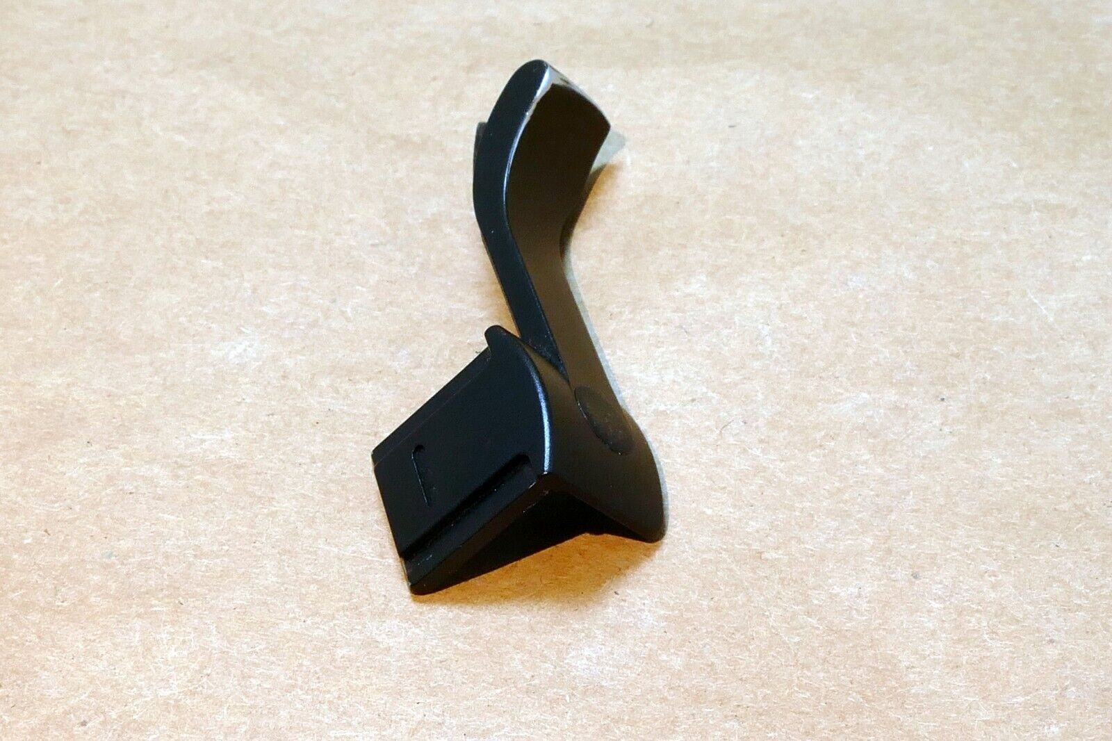 Black Aluminum Metal Hot Shoe Thumb Up Rest for Fuji camera