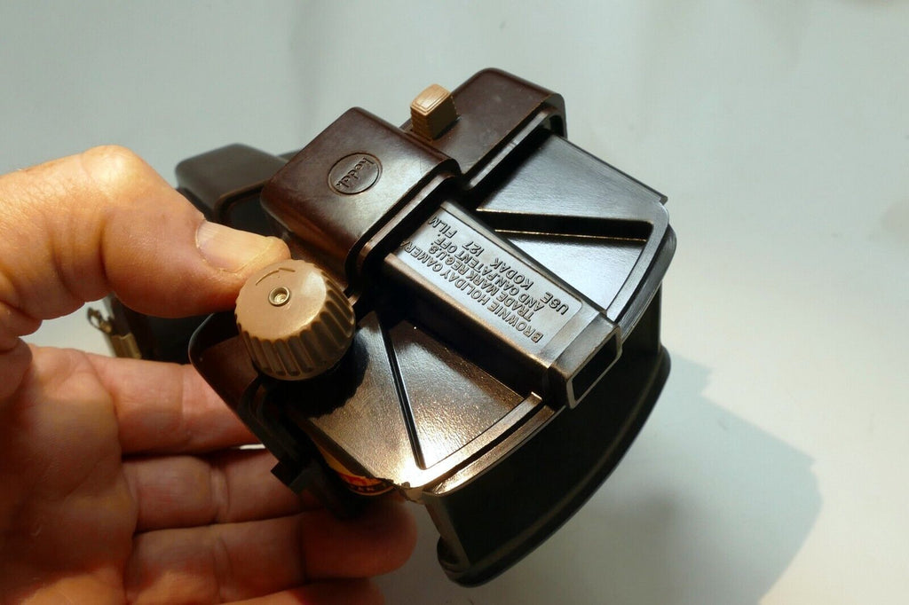 1950's Kodak Brownie Holiday Flash Camera w/ Dakon Lens use 127 film