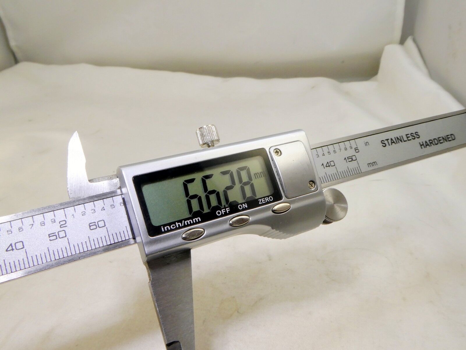 Plastic Lens Hood adapter 51mm male thread and 58mm female threads